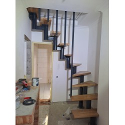 Межэтажная  лестница  